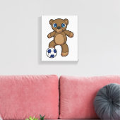 Beer als Voetbalspeler met Voetbal Canvas Afdruk (Insitu (Woonkamer))