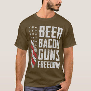 Beer Bacon Pistolen Freedom USA BBQ American Flag T-shirt