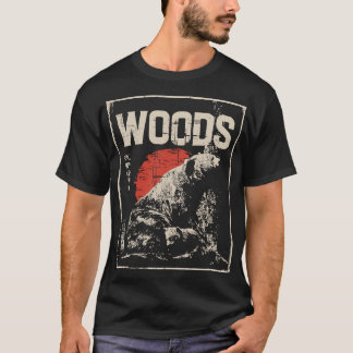 Beer en welp in het bos | Zwart Rood Wit T-shirt
