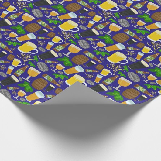 Beer Glass Bottle Hops en Barley Pattern 2 Cadeaupapier (Hoek)