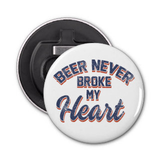 Beer heeft nooit mijn hart gebroken button flesopener