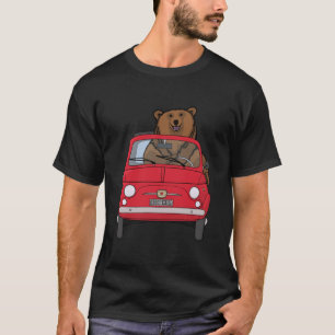 Beer in een rode Fiat 500 T-shirt