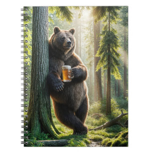 Beer met een biertje in het bos notitieboek