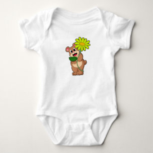 Beer met gele ventilator romper
