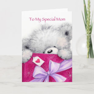 Beer met groot Cadeau, voor de verjaardag van MoM Kaart