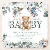 Beer op Swing Sage Green Neutral Baby shower Vierkante Kartonnen Onderzetter (Voorkant)