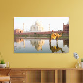 begraafplaats van de beroemde Taj Mahal-tempel op Canvas Afdruk (Insitu (Woonkamer))