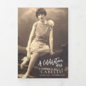 Begrafenisserviceprogramma eenvoudige mono fotosja drieluik uitnodiging (Cover)