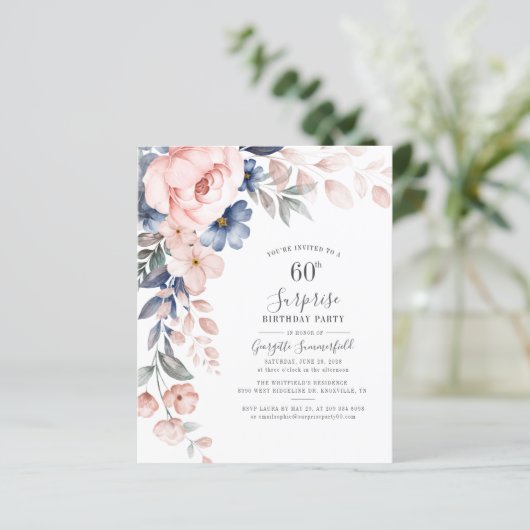 Begroting Floral 60th Birthday Pink Script Invitat (Staand voorkant)