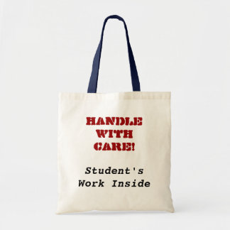 Behandel met zorg, het werk van de student aan de  tote bag