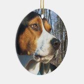 Behandeling van walker Coonhound in Bossen Keramisch Ornament (Rechts)