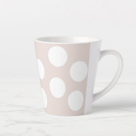 Beige Achtergrond met witte cirkels. Polka Dot Latte Mok