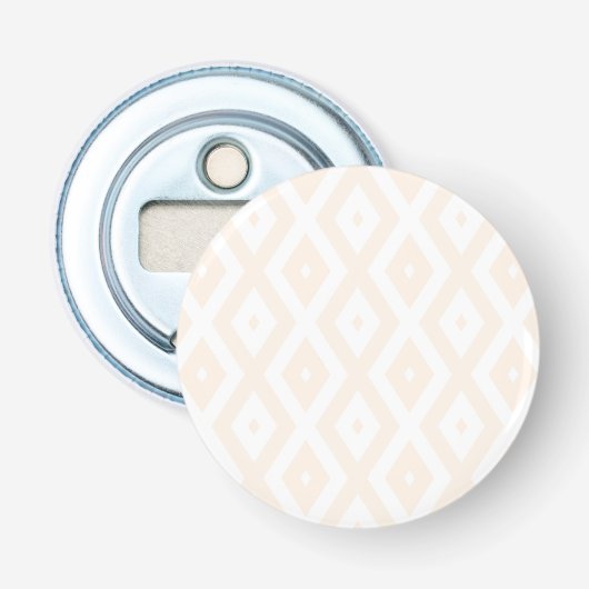 Beige and white diamond pattern button flesopener (Voorkant)