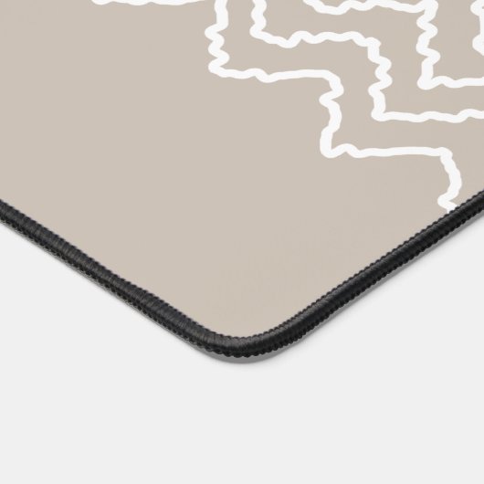 Beige And White Squiggly Chevron Zigzag Pattern (Coin)