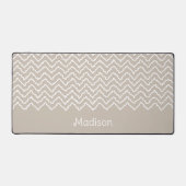 Beige And White Squiggly Chevron Zigzag Pattern (Recto)