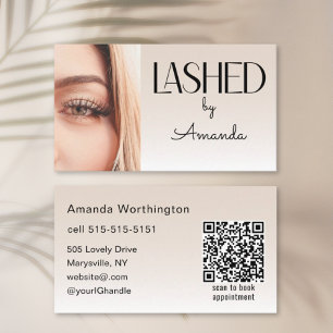 Beige Blush Wimper Minimalistische Foto QR-code Visitekaartje
