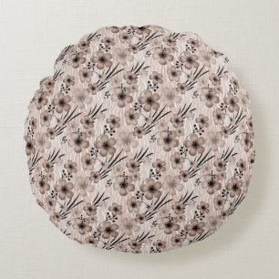 Beige bruine bloemen patroon op tijger achtergrond rond kussen