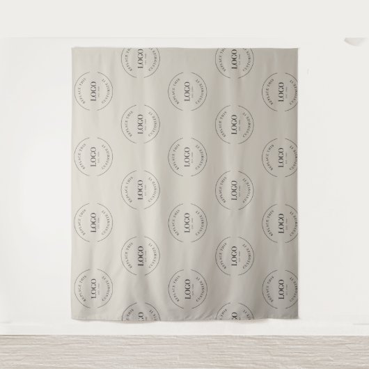 Beige Custom white Logo step and repeat backdrop Wandkleed (Voorkant)