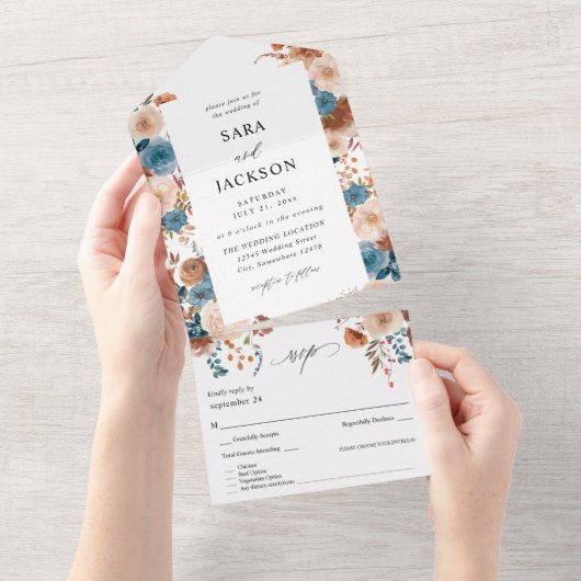 Beige & Dusty Blue Floral Wedding All In One Uitnodiging (Afscheurbaar)
