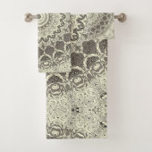 Beige en Taupe Mandala Patroonontwerp Bad Handdoek (Insitu)