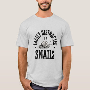 Beige en zwarte esthetische typografie slak t-shirt