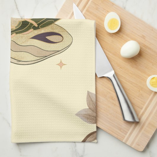 Beige Fae Moth, Mystiek Grafisch Kunstwerk Theedoek (Quarter Fold)