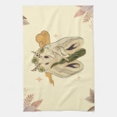 Beige Fae Moth, Mystiek Grafisch Kunstwerk Theedoek (Verticaal)