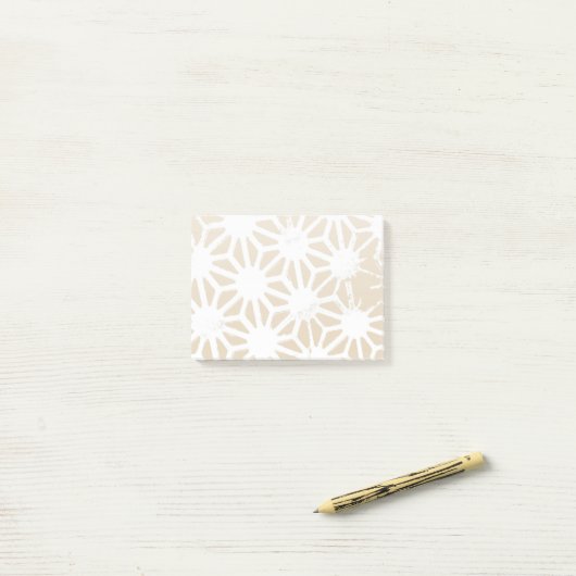 Beige geometrisch patroon post-it® notes (Op bureau)