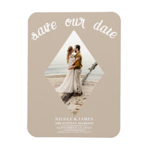 Beige Minimal Diamond Photo Wedding Sla de datum o Magneet