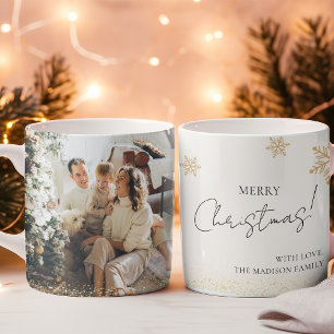 Beige minimalistische vrolijke kerstfoto koffiemok