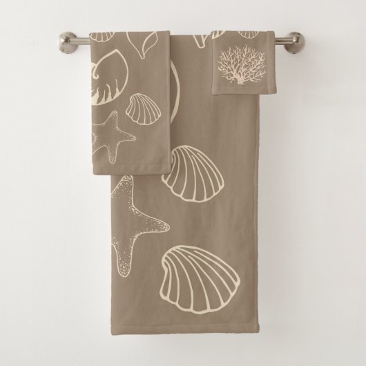 Beige Nautical Seashells Bath Towel Set (En situation)