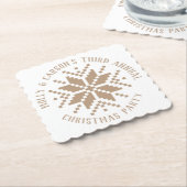 Beige Neutrale Aangepaste Tekst Snowflake Vakantie Kartonnen Onderzetters (Gebogen)