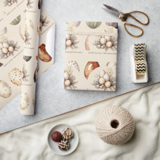 Beige Pastel Paaseieren Familienaam Cadeaupapier