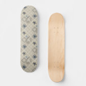 Beige patchwork skateboard (Voorkant)