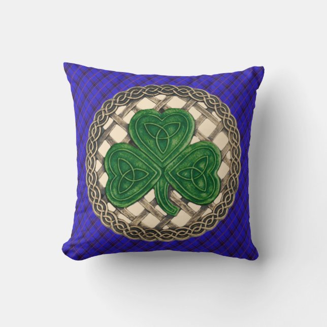 Beige Shamrock Celtic Knols on Blue Play Kussen (Voorkant)