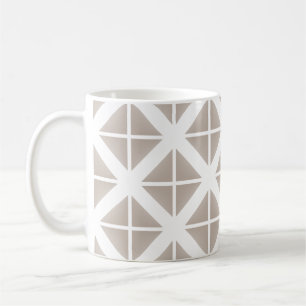 Beige Trendy Triangle Pattern Koffiemok