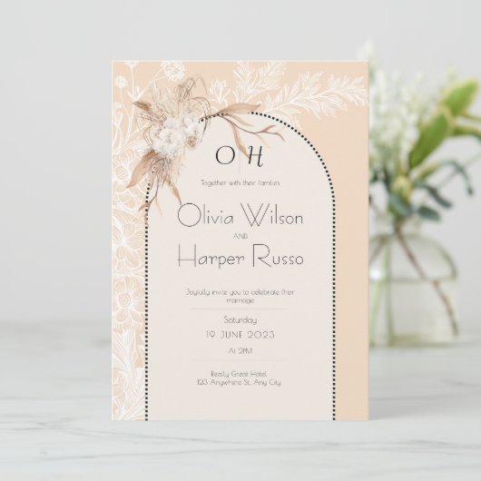 beige wedding invitation  (Debout devant)