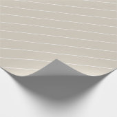 Beige White Thin Diagonal Stripes Pattern Cadeaupapier (Hoek)