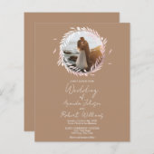 Beige Wreath Budget Foto Wedding Invitation (Voorkant / Achterkant)