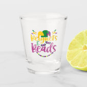 Beignets & Beads Grappig Mardi Gras Carnaval Gesch Shot Glas (Voorkant)