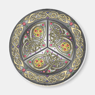 Bejeweled Celtic Shield Magneet