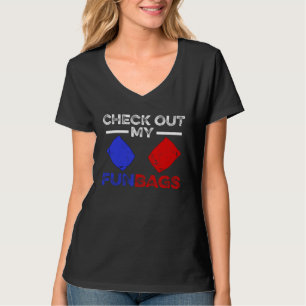 Bekijk Mijn Leuke Zakken Cornhole T-shirt