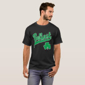 Belfast Sports Script Shamrock Green Print White O T-shirt (Voorkant volledig)