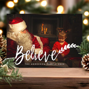 Believe Modern Hand Lettered Kerstfoto Feestdagenkaart