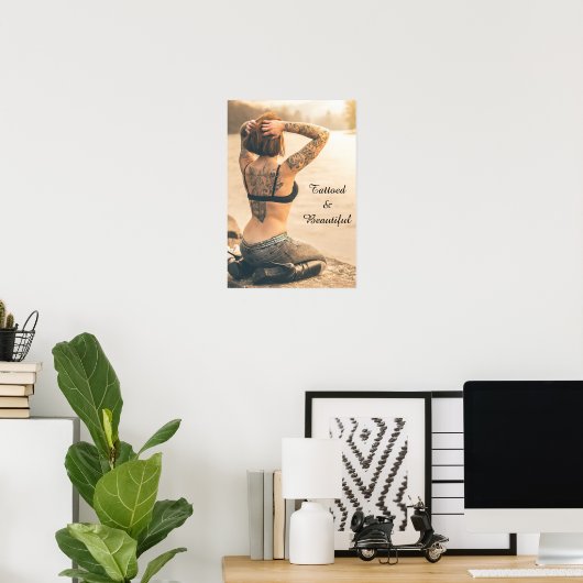 Belle affiche tatouée (Bureau à domicile)