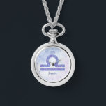 Belle Bibliothèque Astrologie Signe Personnalisé<br><div class="desc">Cette jolie montre Libra violet et lavande présente votre signe astrologique du Zodiac dans une belle étincelle comme les constellations. Customisez ce joli cadeau de montre-bracelet avec votre nom en écriture cursive pour quelqu'un qui a un anniversaire fin septembre ou début octobre.</div>