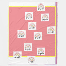 Belle Brigitte avec couverture en polaire arc-en-c