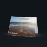 Belle carte de Noël Hawaiian Beach<br><div class="desc">Pris à Big Beach sur l'île de Maui, Hawaii, la plage, les vagues et le ciel bleu souhaitent à vos amis et à votre famille un joyeux Noël ! Customisez avec votre propre libellé sur le devant et le message à l'intérieur. Rechercher des articles correspondants dans ma boutique : RusticandPaw...</div>