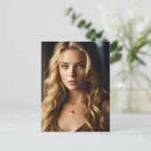 Belle carte postale Blond Woman (Debout devant)