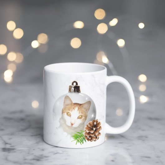 Belle chatte jaune ornement de Noël Mug